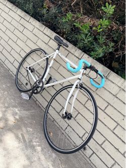 Windsor The Hour road bike