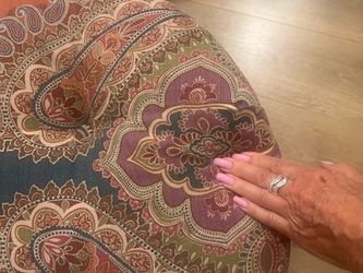 Cushion ottoman