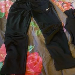 Black Nike Sweats 25$ (medium )