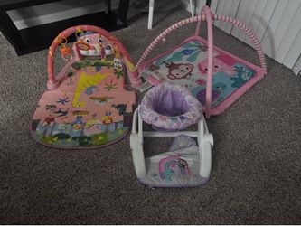 Babygirl playmat/sitting