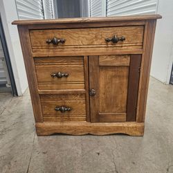 Antique 1880s Oak Washstand – Stamped G. Shindler Furniture Co.