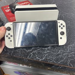 Nintendo OLED switch 