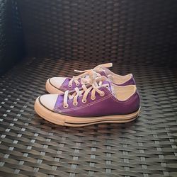 Converse Shoes Size 6 New