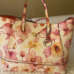 Guess Tote