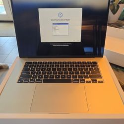 MACBOOK Air M2 15in 512GB SSd 8gb Memory   IWATCH series 6, 44 Mm CELLULAR 