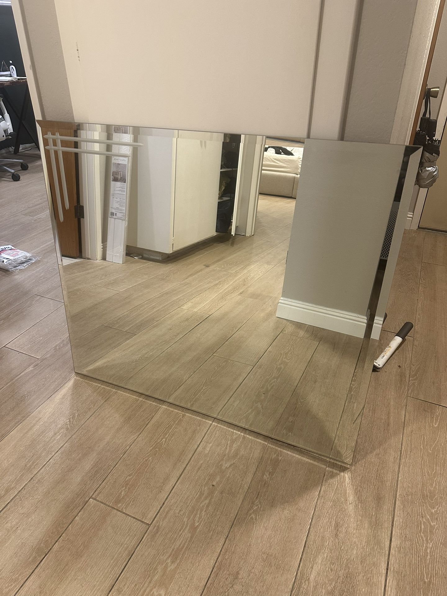 35x42 Mirror