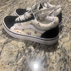 Vans Girl Size 12.5 Pick Up Only