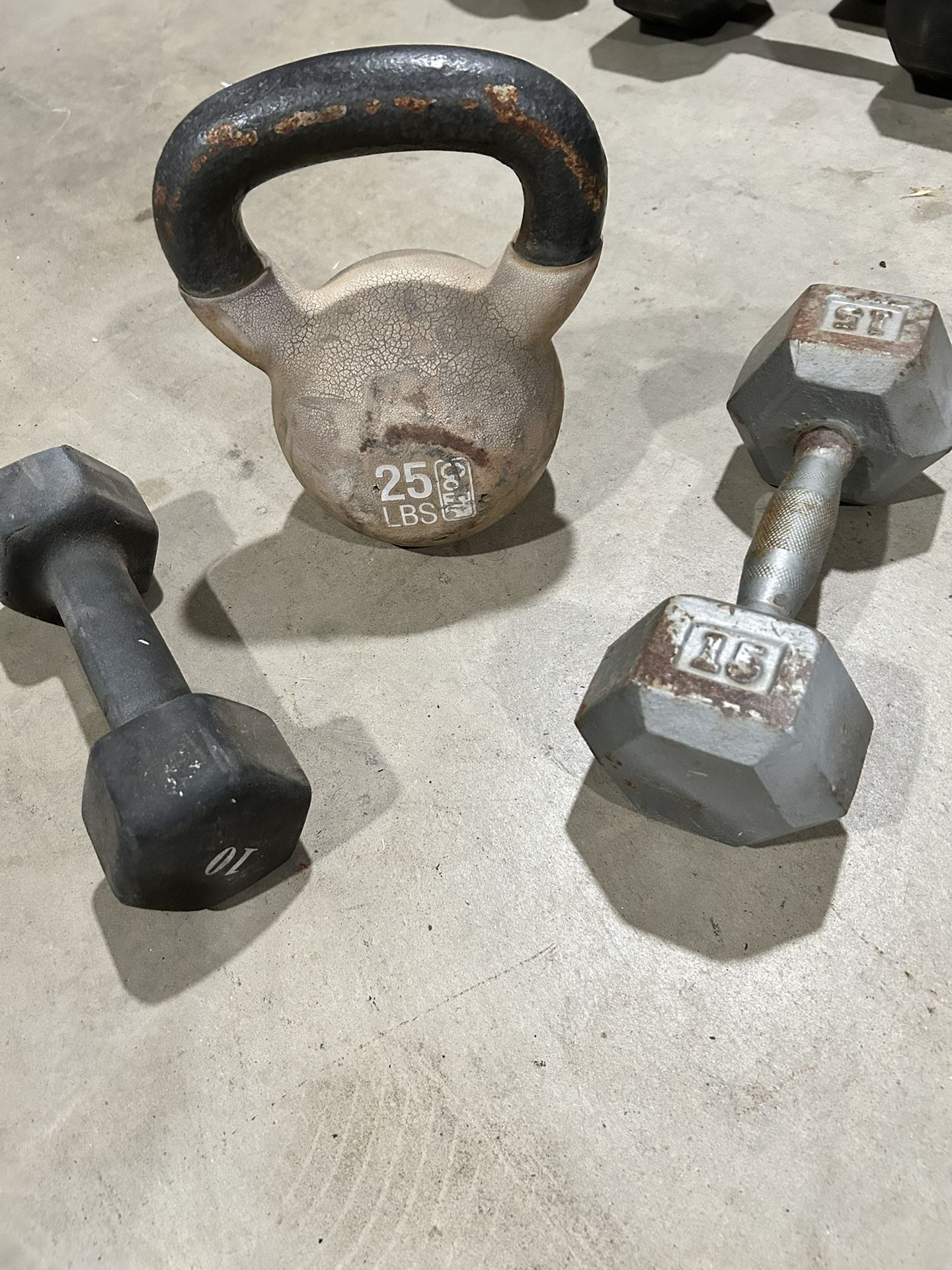 Kettlebell 25lbs Single Dumbbells 15lb And 10lbs