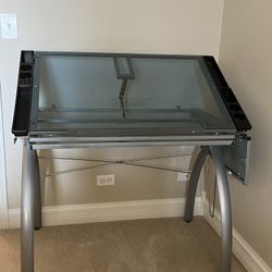 Blick Crafting Glass Table (excellent Condition)