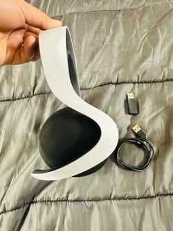 PlayStation Pulse Elite Wireless Headset ( Used Very New )