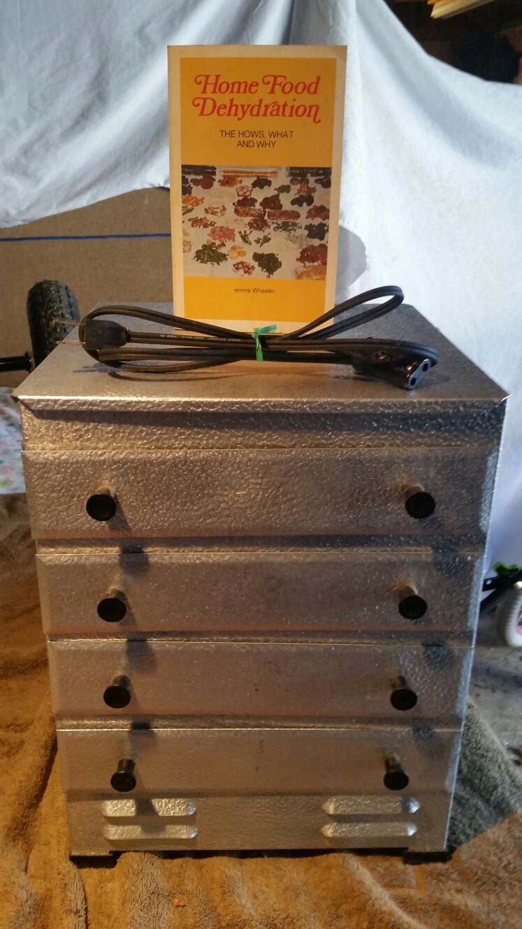 Vintage Jacks food dehydrator Model 75