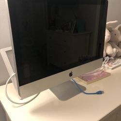 Apple MAC Computer 