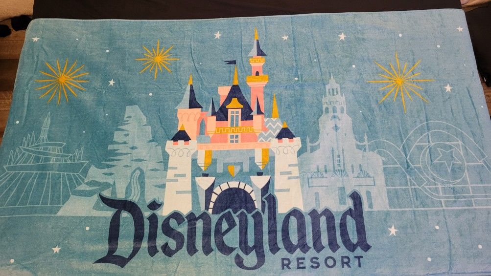 Disneyland Resort Beach Towel