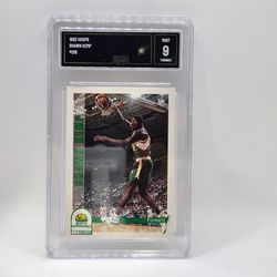 1992 NBA Hoops Shawn Kemp #216 GMA 9 MINT Seattle SuperSonics Basketball Card