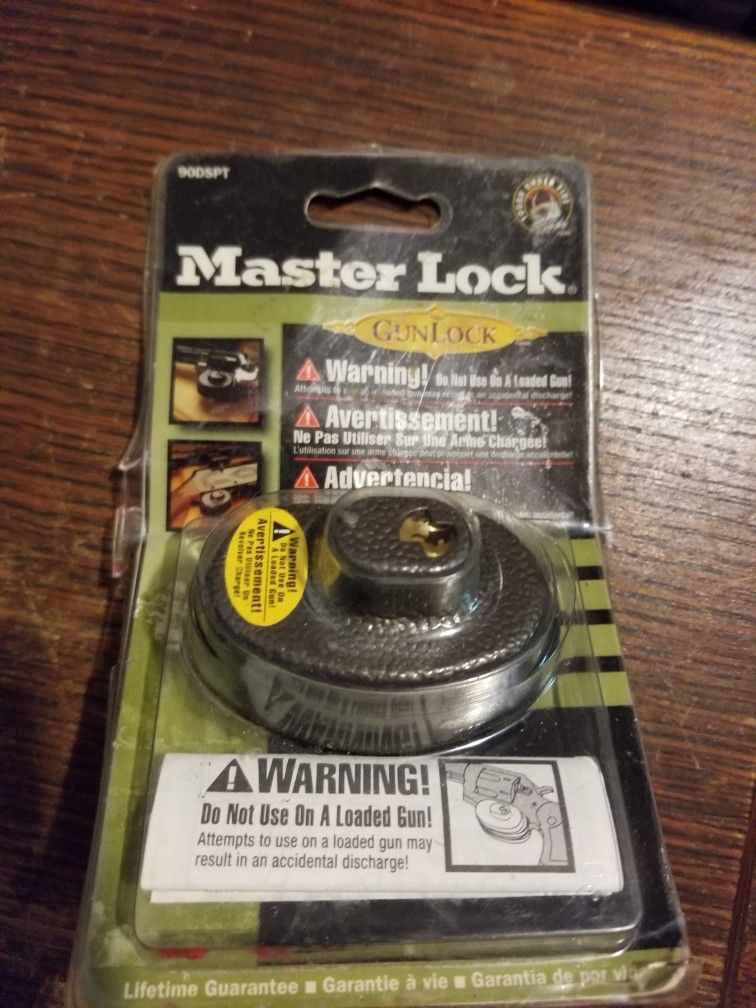 Master Lock. Gunlock.