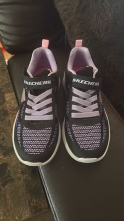 Skechers