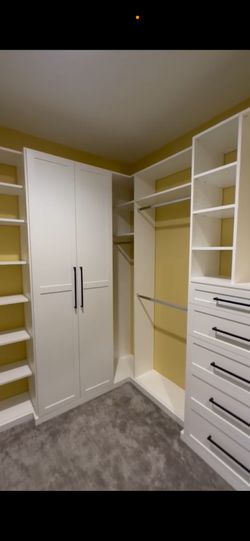 Nice Walk in Closet 