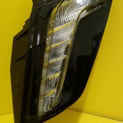 2016 2017 2018 Chevy Volt RH Right Side LED Daytime Running Fog Light OEM USED