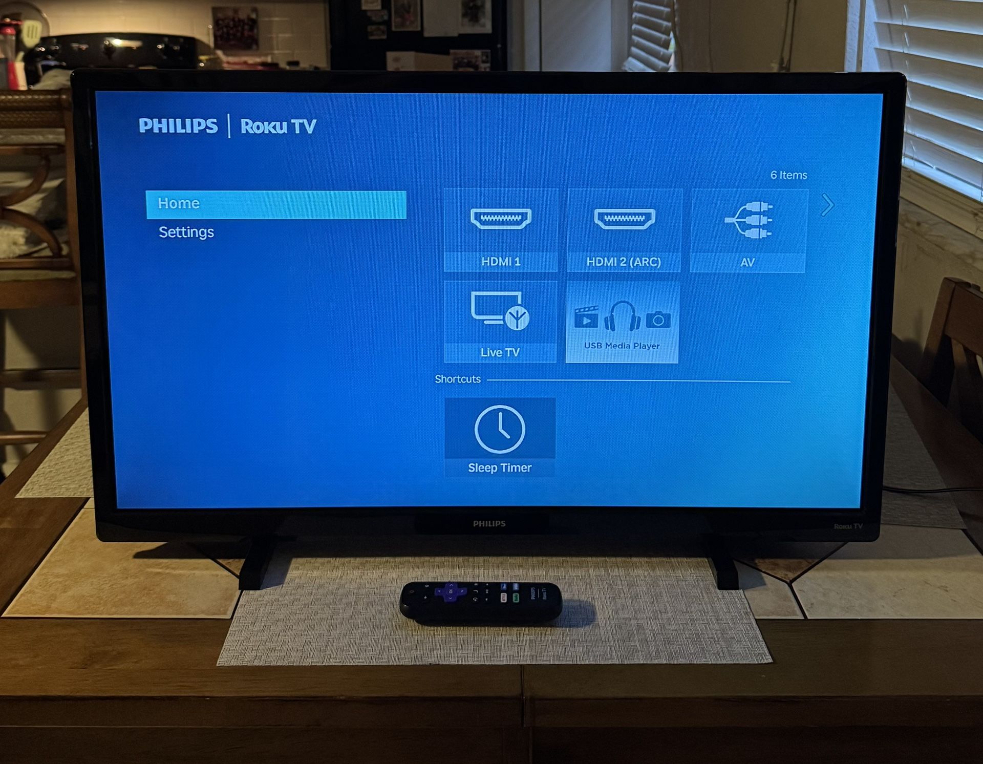 Philips 32” RokuTv Model: (32PFL4664/F7)