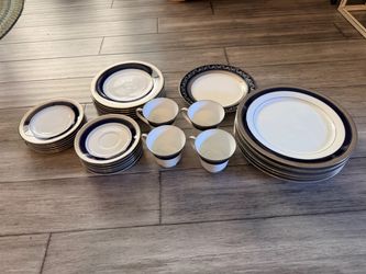 Noritake Crestwood Cobalt Platinum Fine China Set