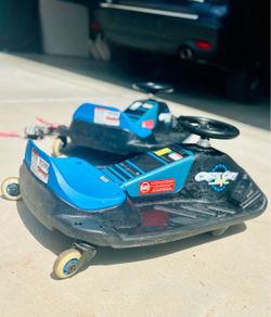 2 razor crazy carts