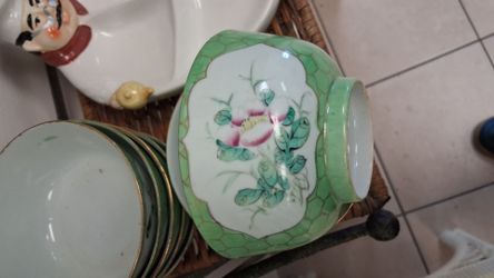 Porcelain  bowls