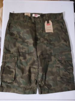 Levi's Cargo Shorts 16 Reg W28 camo