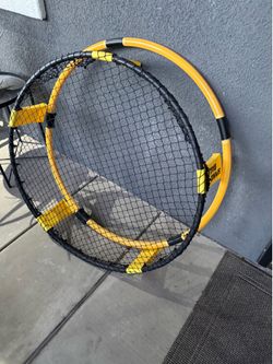 Spike ball