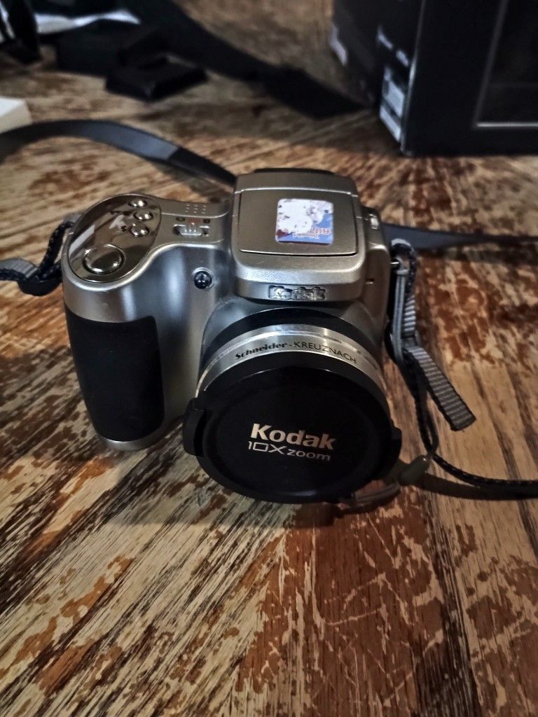Kodak Easy share Z710 Camera