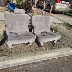 Oh, six toyota, secular seats from the back.The rear seats