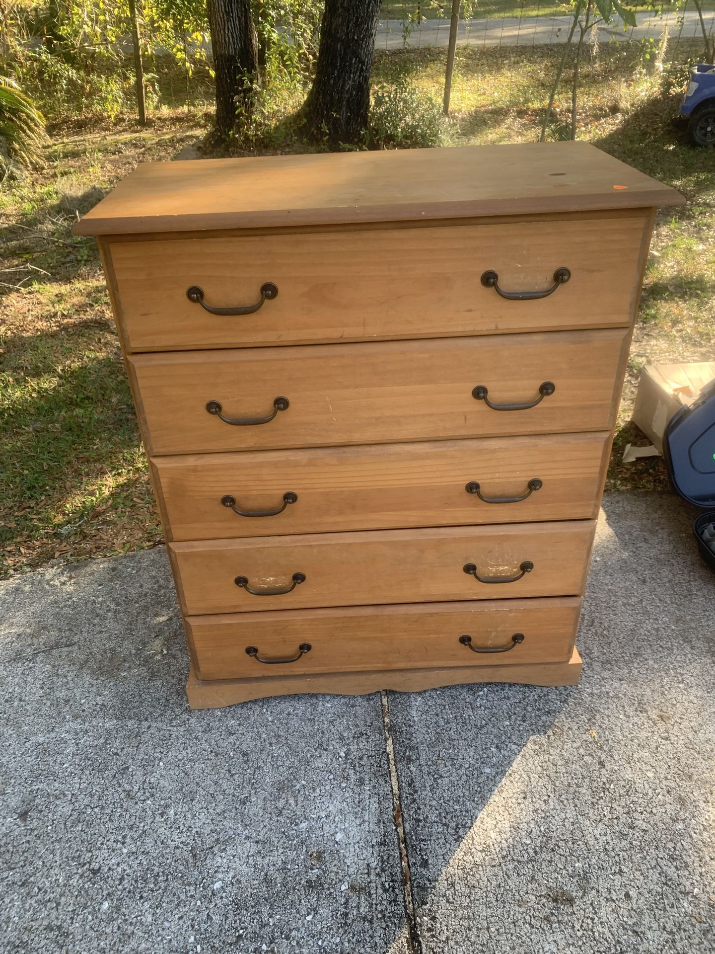 Dresser