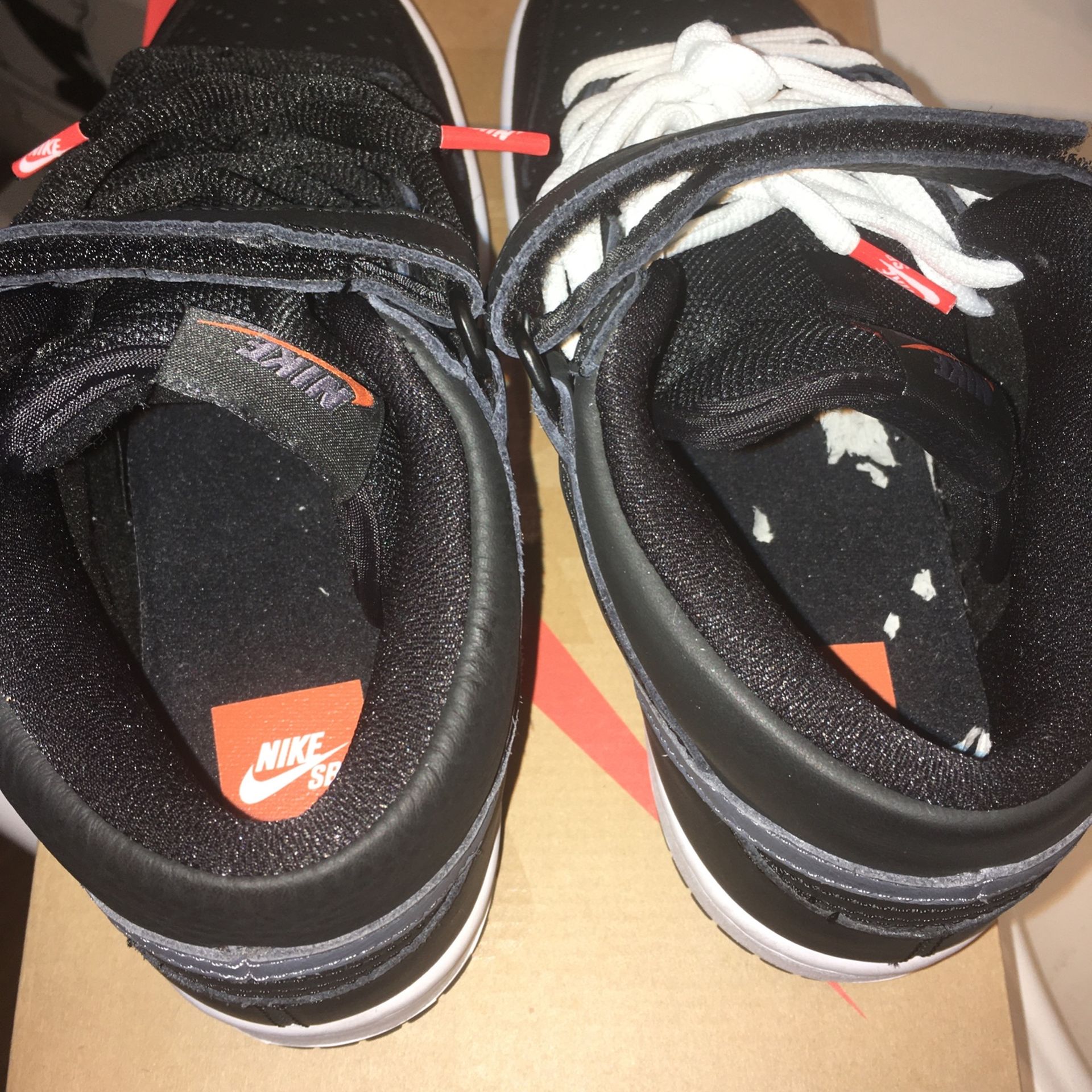 nike dunks mid size 6 mens
