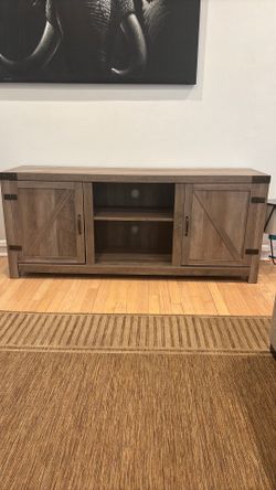 Tv console