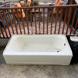 STANDARD WHITE SHOWER TUB