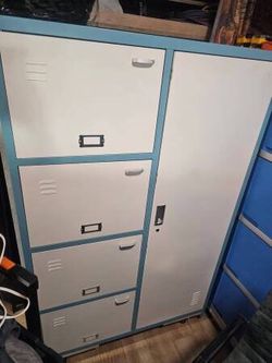 Light weight locker wardrobe