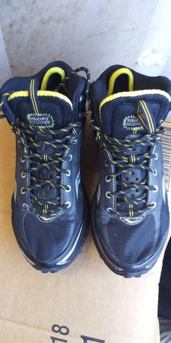 A,SHOES SAUCONY PRO/GRID LITE SIZE 9.5