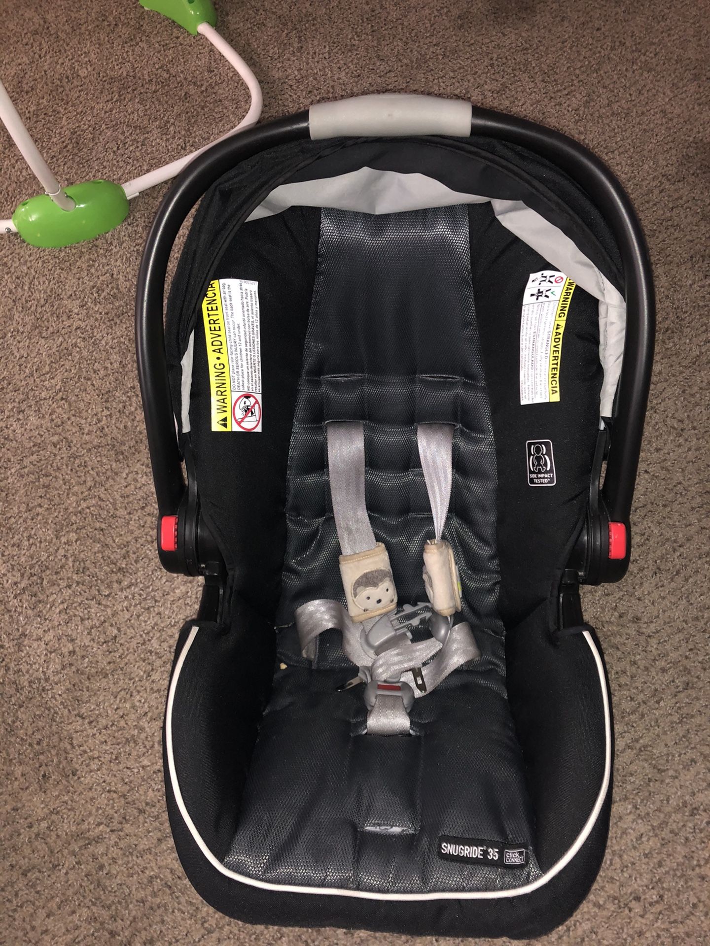 Graco Snugride 35 car seat and base