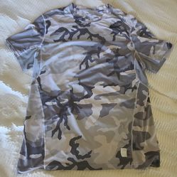 Nike Pro Combat Men's Camouflage Lightweight Moisture Wicking Short Sleeve Top