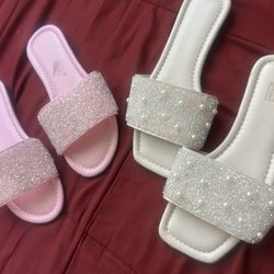 cute sandals/chanclas🎀 gliterry pink and white both size 7