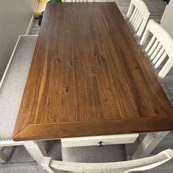 Beautiful Farmhouse Dining Table Set