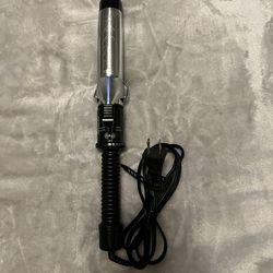 Sleek Silver and Black Hair Curler