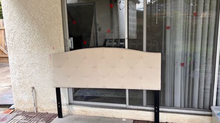 Queen bed , White Tufted Upholstered Headboard