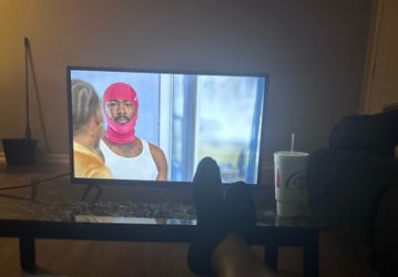 32 inch Roku tv