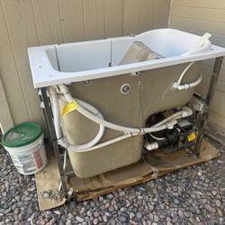 Bath Tub For Elder People