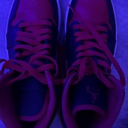 Jordan 1s Red And Black Mid Top