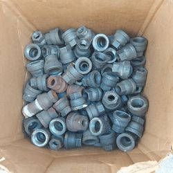 Box of pipe connections