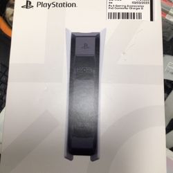 Play station five charging station