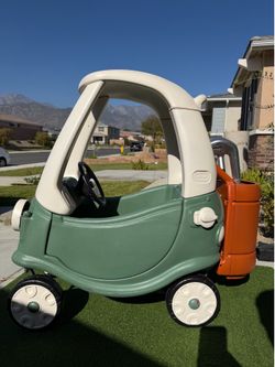 Toddler Golf Cart Party Backdrop Prop - Little Tikes Cozy Coupe