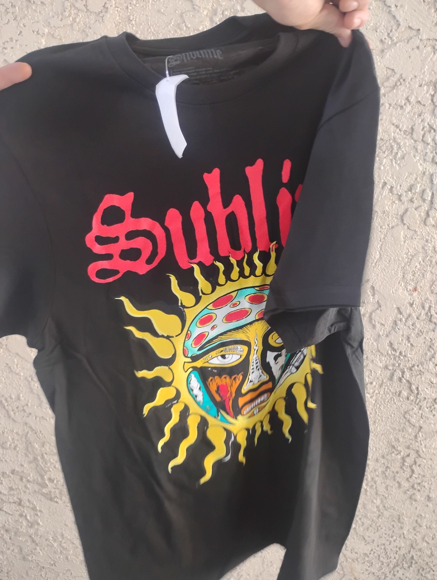 New sublime shirt Large 5$