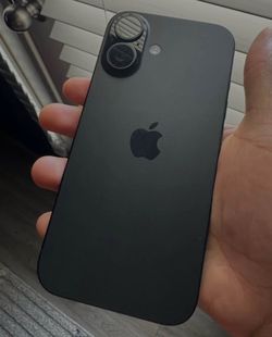 iPhone 16 unlocked